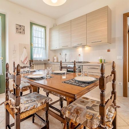 Casa Vacanze Dalla Ci Capezzano Pianore Zewnętrze zdjęcie